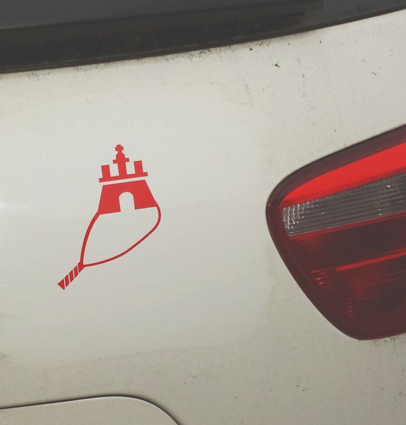 Read more about the article Hamburg zeigt Flagge, äh Logo….